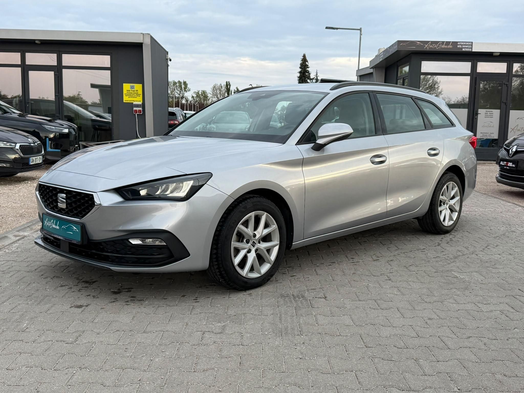 SEAT Leon St 1,0 TSI 81 kW mHEV DSG évjárat 2022, Magyarország — fotó 1