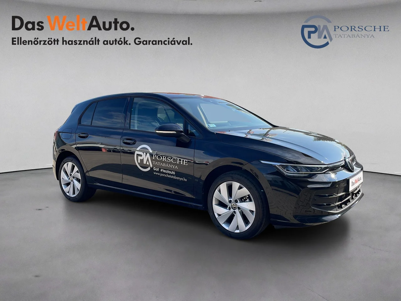 Volkswagen Golf 1,5 110 kW DSG évjárat 2025, Grenadillfekete metál, 3640 km, Magyarország — fotó 3 / 15