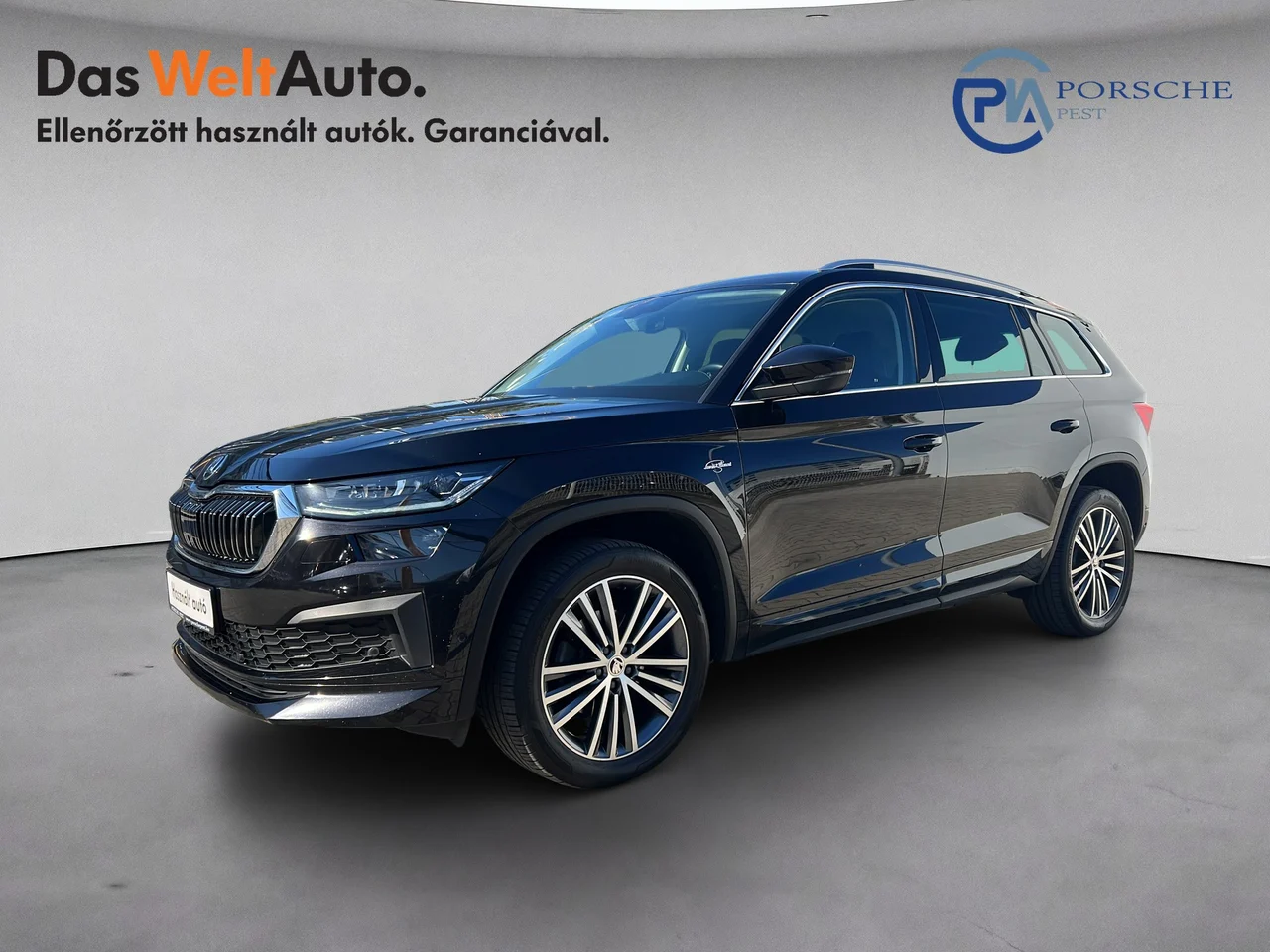Skoda Kodiaq 2,0 TDI 110 kW DSG évjárat 2023, Feketemágia gyöngyház, 222 538 km, Magyarország — fotó 1