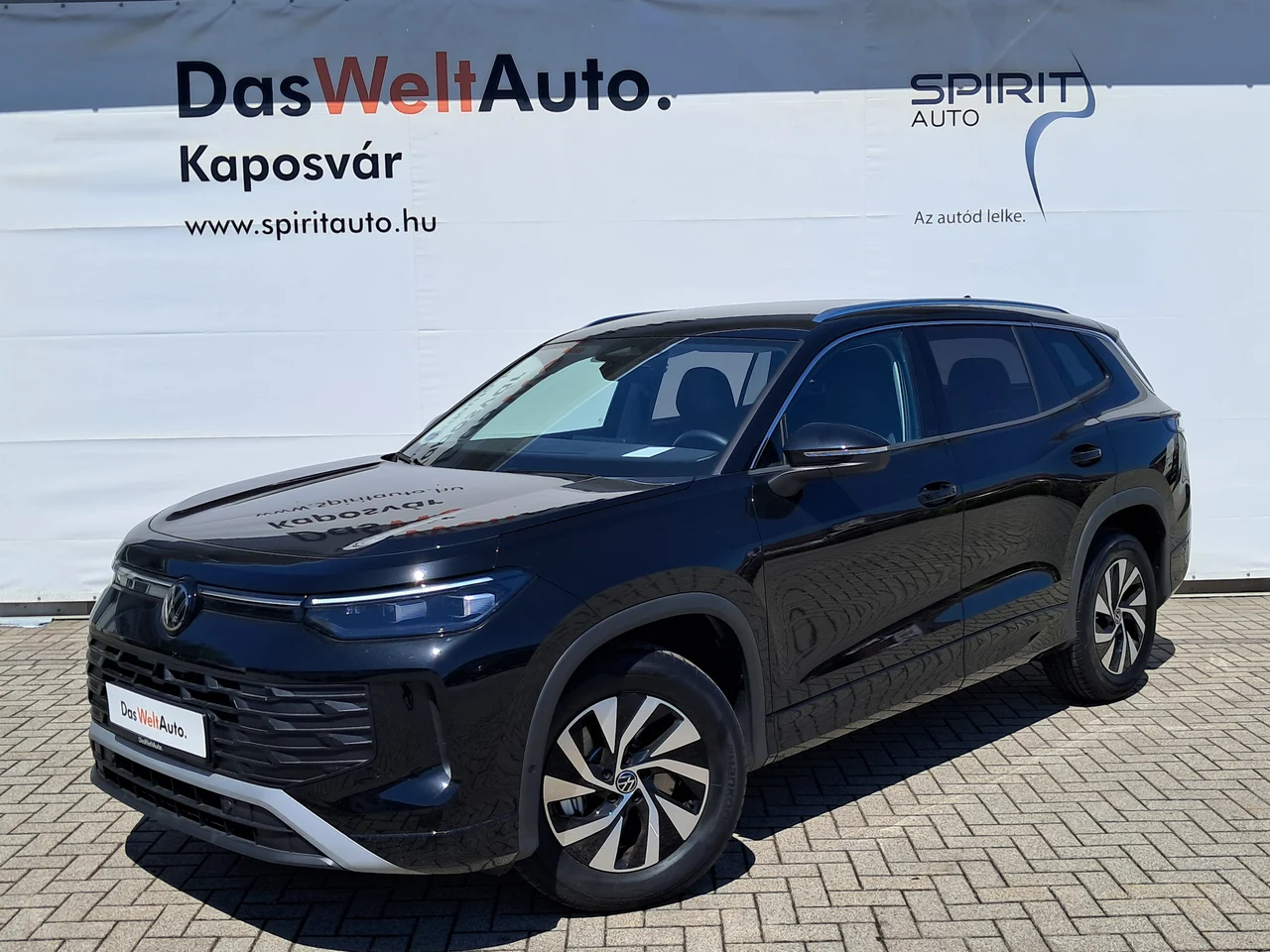 Volkswagen Tayron 110 kW 1.5 DSG évjárat 2025, fekete, 7404 km, Magyarország — fotó 1