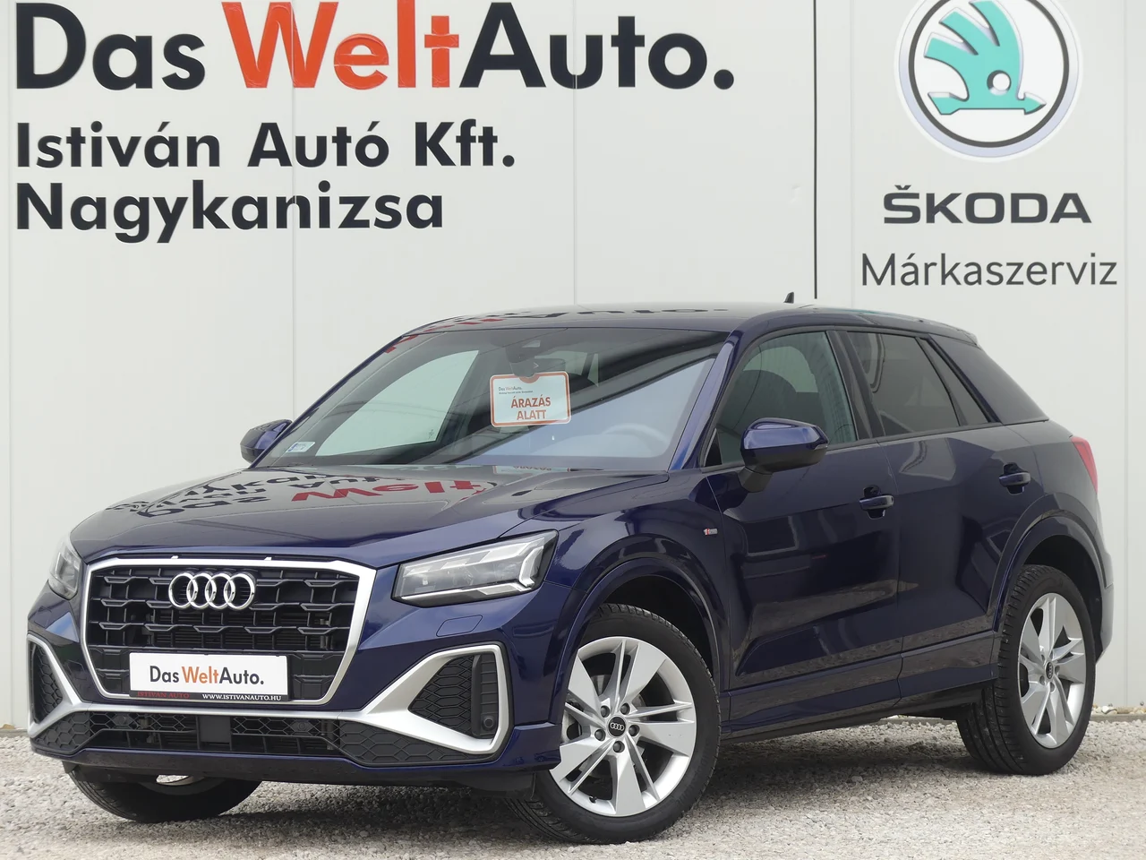 Audi Q2 1,5 110 kW TFSI automata évjárat 2024, Navarra kék metál, 26 131 km, Magyarország — fotó 1