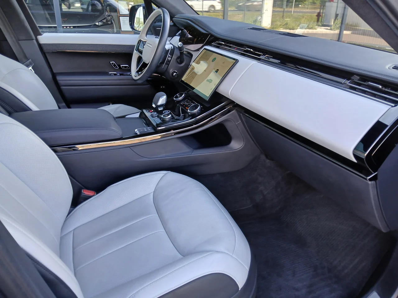 Land Rover Range Sport 4x4 3,0 258 kW automata évjárat 2023, fekete - metál, 35 429 km, Magyarország — fotó 6 / 12