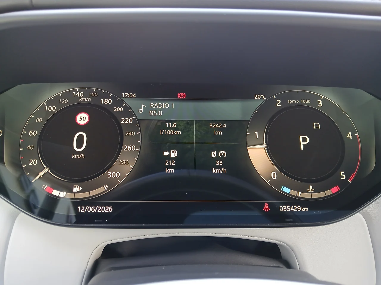 Land Rover Range Sport 4x4 3,0 258 kW automata évjárat 2023, fekete - metál, 35 429 km, Magyarország — fotó 9 / 12