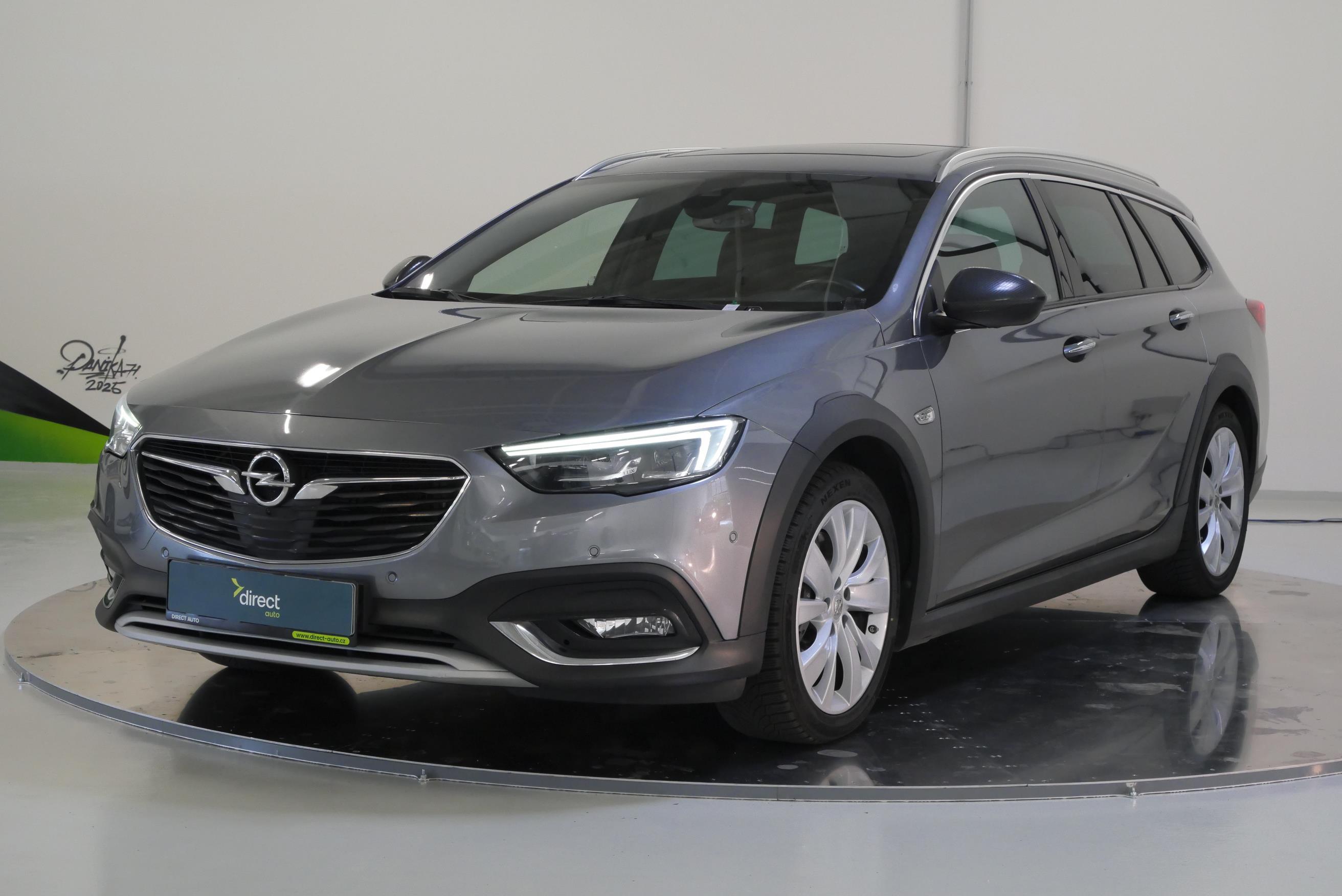 Opel Insignia Country Tourer 2,0 191 kW automata, Csehország — fotó 1