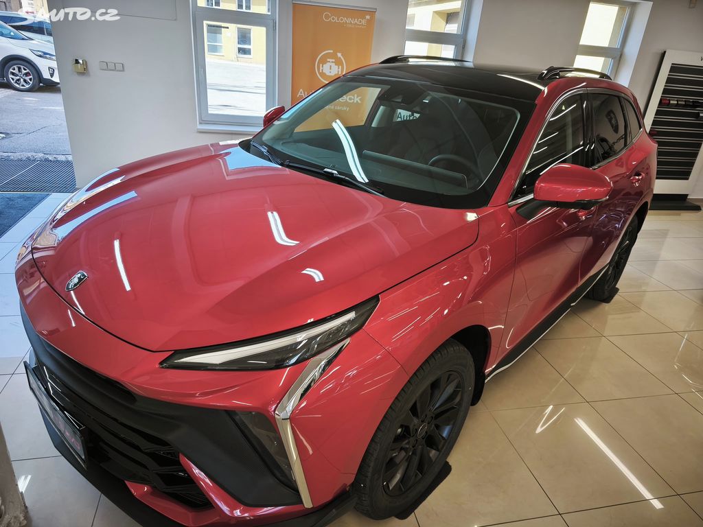 Forthing t5 130 kW automata évjárat 2026, 5 km, Csehország — fotó 6 / 6