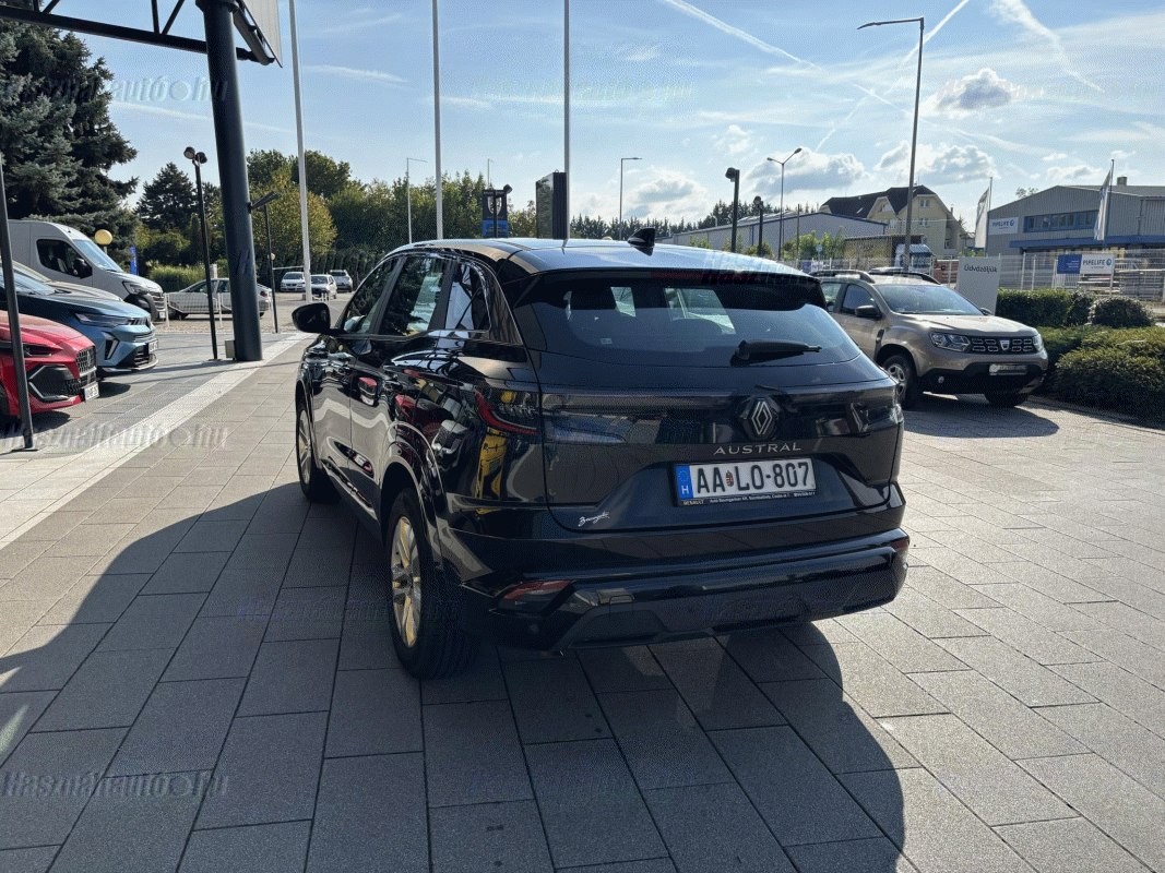 Renault Austral 1,3 TCe 116 kW évjárat 2023, 87 815 km, Magyarország — fotó 3 / 6