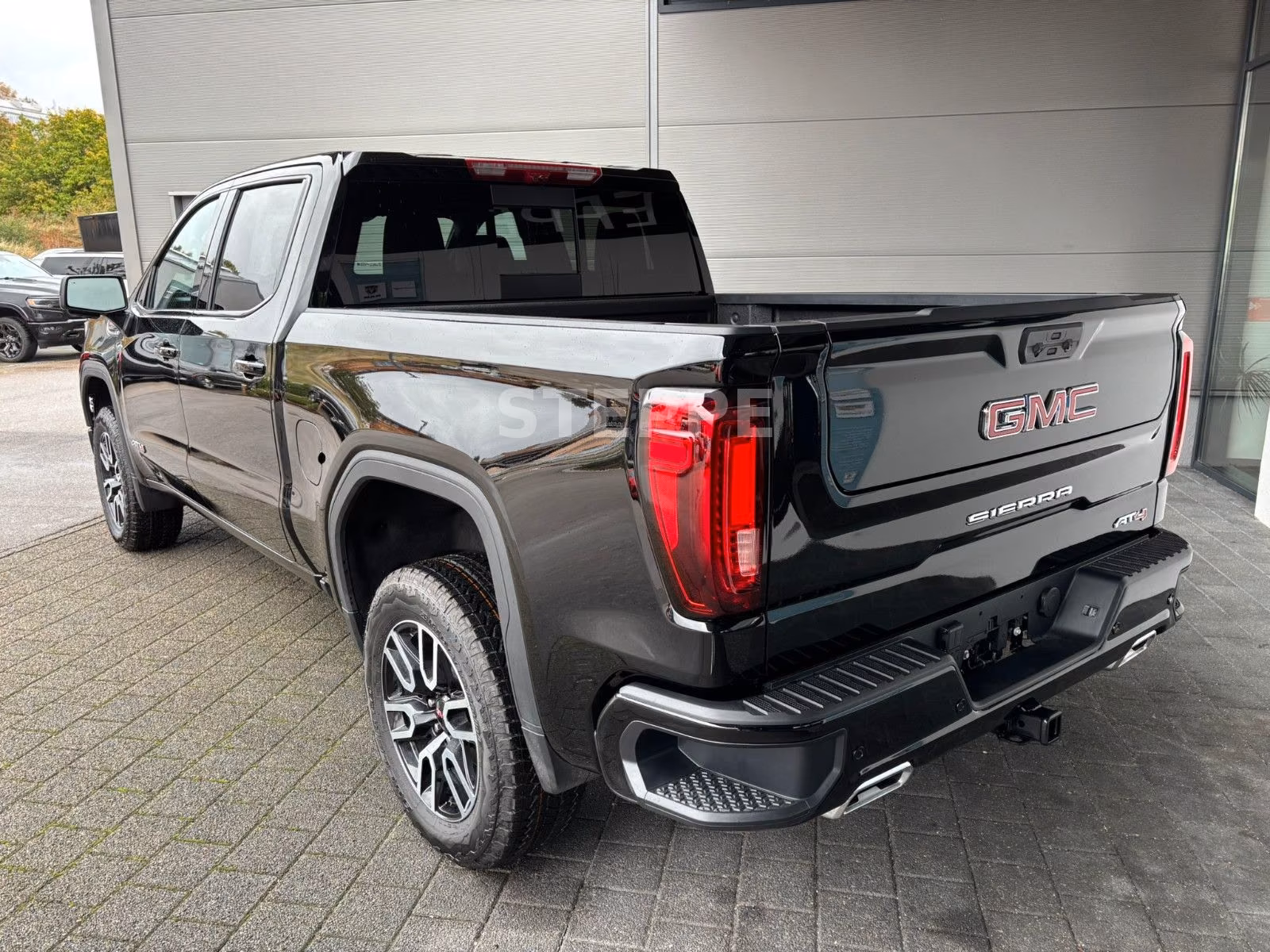 GMC 6,2 313 kW automata, 100 km, Németország — fotó 4 / 39