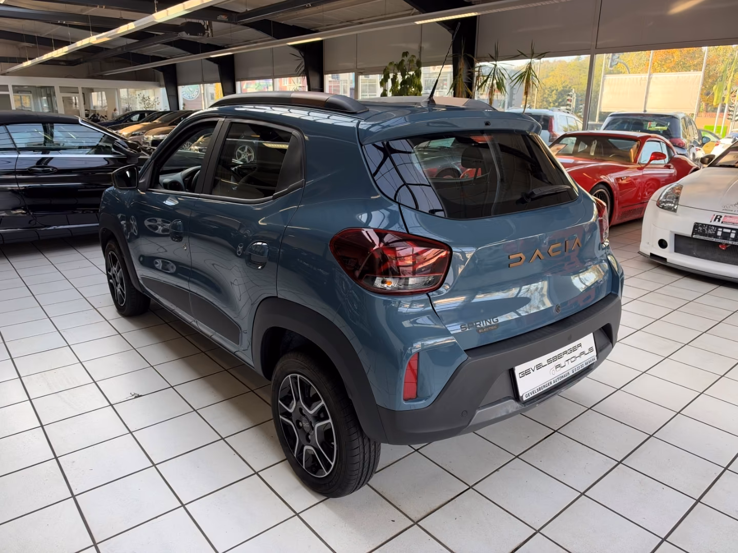 MINI 48 kW automata évjárat 2023, 25 269 km, Németország — fotó 8 / 12