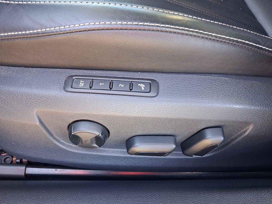 Škoda Superb Iii 147 kW 2.0 TDi automata évjárat 2020, 143 602 km, Csehország — fotó 16 / 20