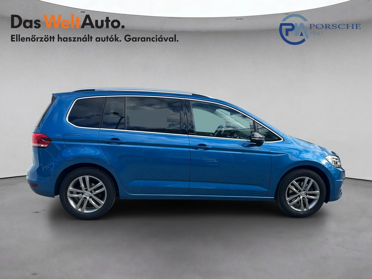 Volkswagen Touran 1,5 TSI 110 kW DSG évjárat 2019, Caribbean-kék metál, 190 574 km, Magyarország — fotó 6 / 24
