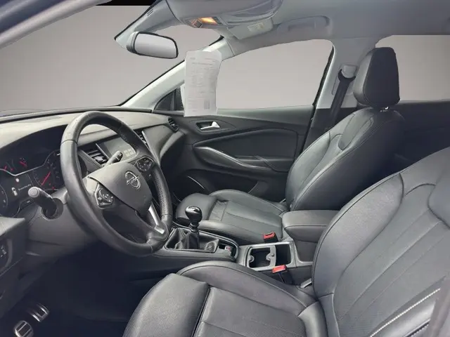Opel Grandland 1,2 96 kW 1.2T manuális évjárat 2019, szürke, 59 948 km, Németország — fotó 6 / 7