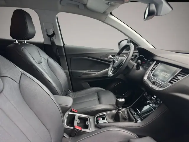 Opel Grandland 1,2 96 kW 1.2T manuális évjárat 2019, szürke, 59 948 km, Németország — fotó 7 / 7