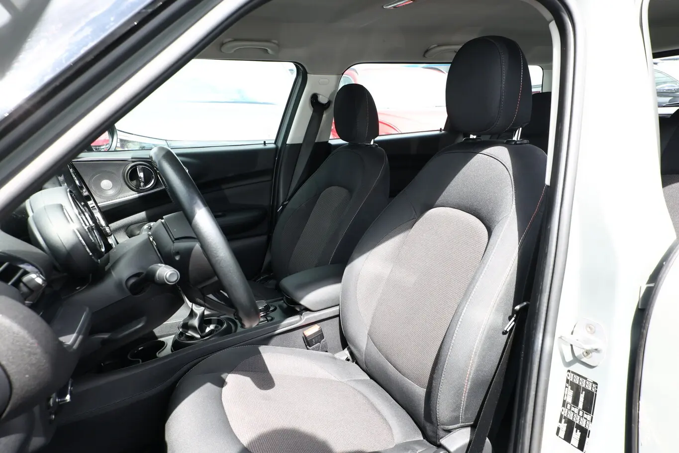 MINI One 1,5 75 kW manuális évjárat 2018, szürke, 52 600 km, Németország — fotó 6 / 12