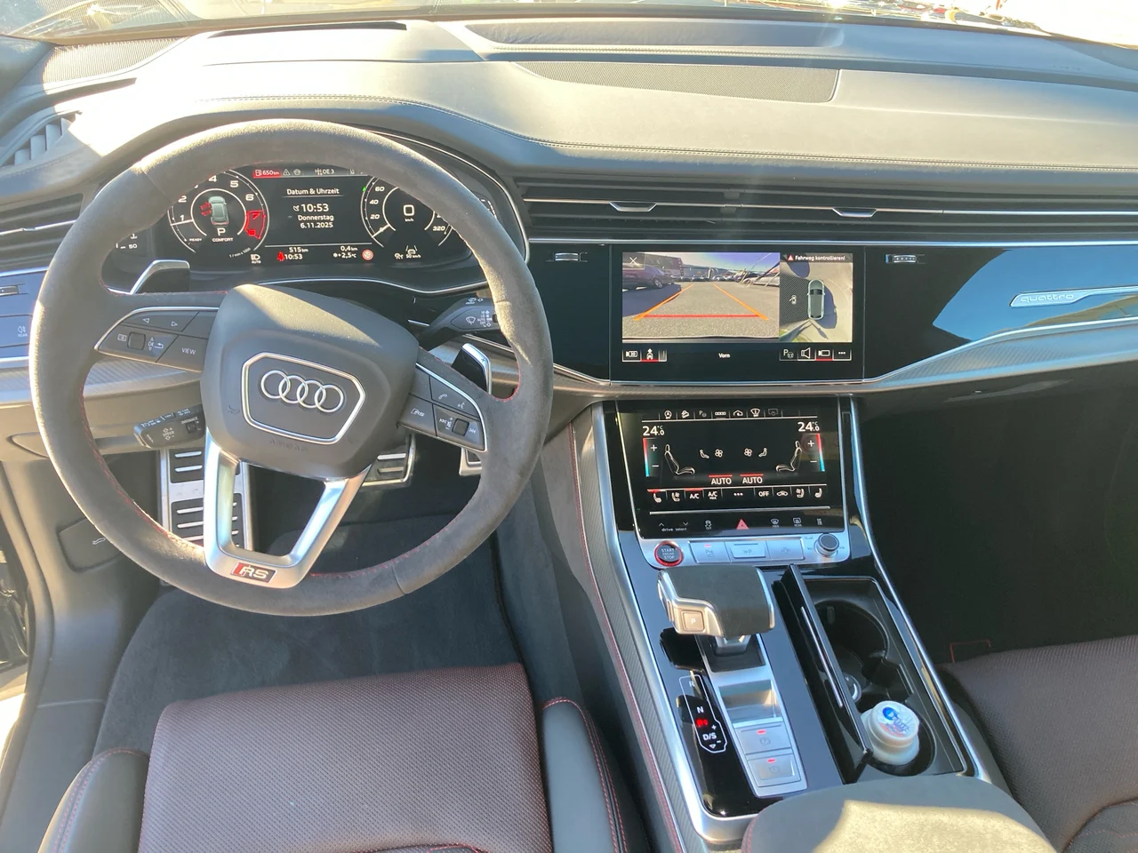 Audi RSQ8 4x4 4,0 471 kW automata évjárat 2025, Mythosschwarz Metallic, 14 000 km, Ausztria — fotó 7 / 15