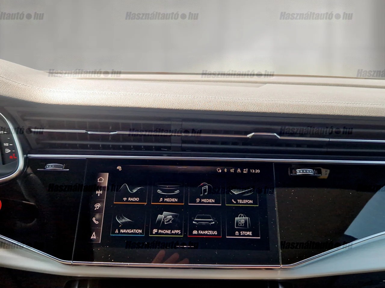 Audi Q8 4x4 3,0 250 kW 290 automata évjárat 2025, CHILIROT METALLIC, 11 551 km, Ausztria — fotó 14 / 15