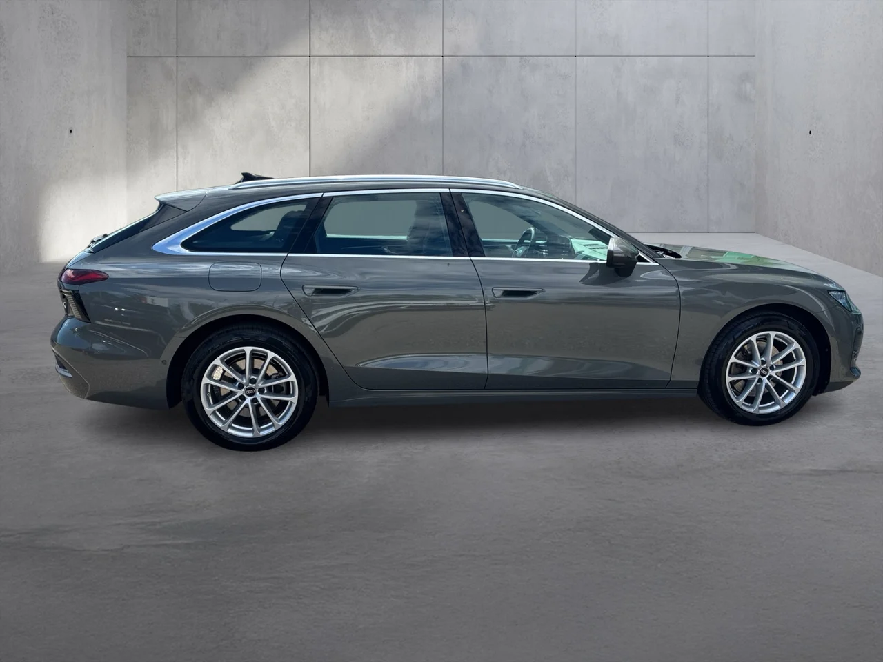 Audi A6 2,0 150 kW TDI automata évjárat 2025, Chronosgrau Metallic, 9684 km, Ausztria — fotó 4 / 21