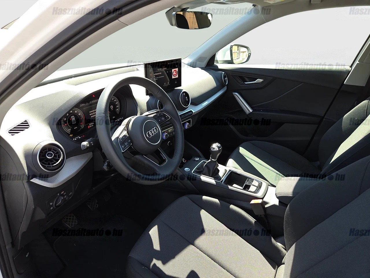 Audi Q2 1,0 85 kW TFSI manuális évjárat 2026, arkonaweiss, 250 km, Ausztria — fotó 8 / 24