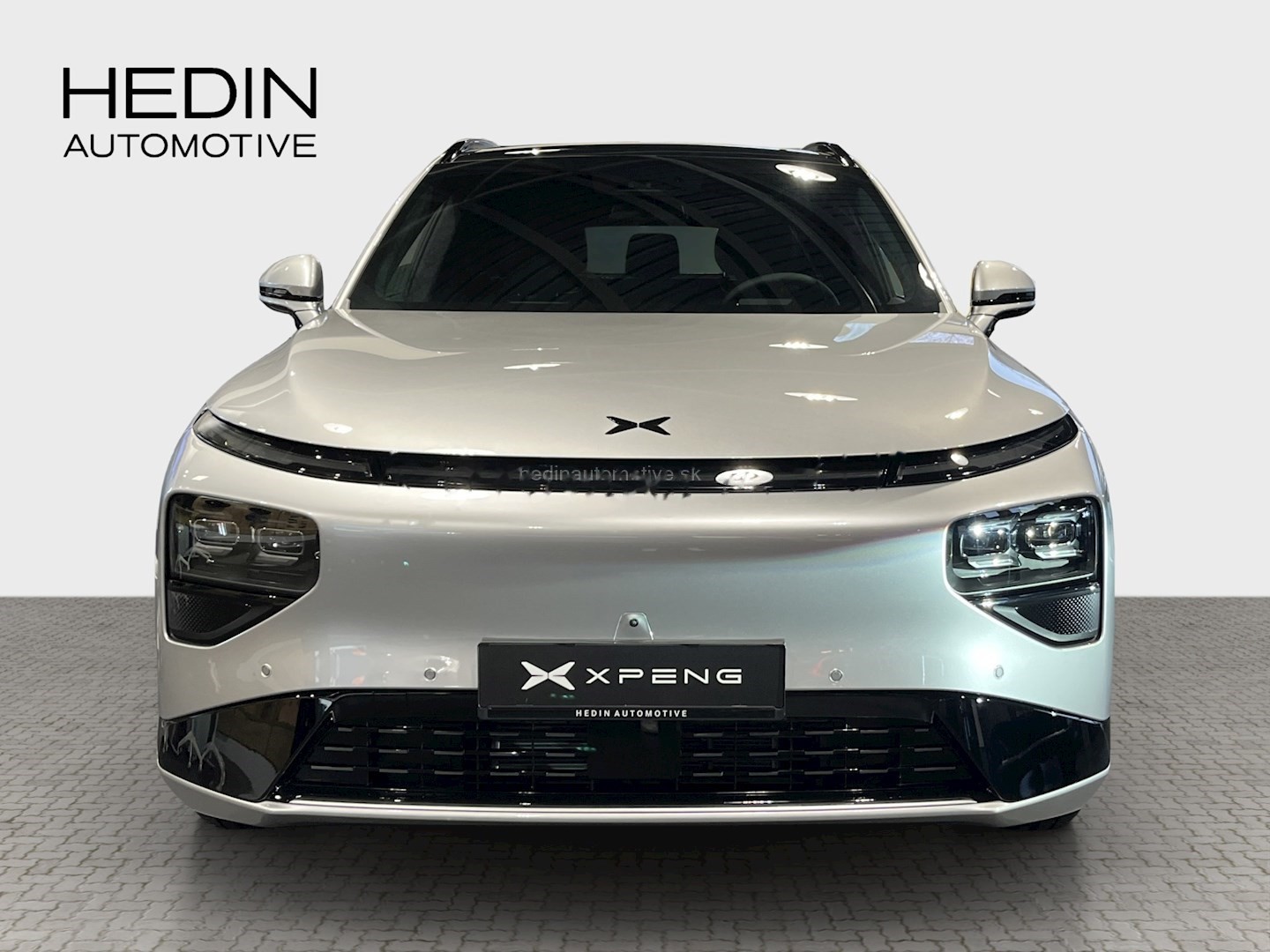 Xpeng g9 AWD 423 kW, Szlovákia — fotó 3 / 14