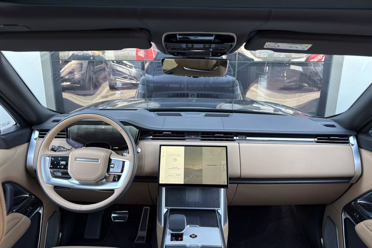 Rover Range Autobiography 4x4 3,0 MHEV 258 kW automata évjárat 2026, 150 000 km, Szlovákia — fotó 10 / 14