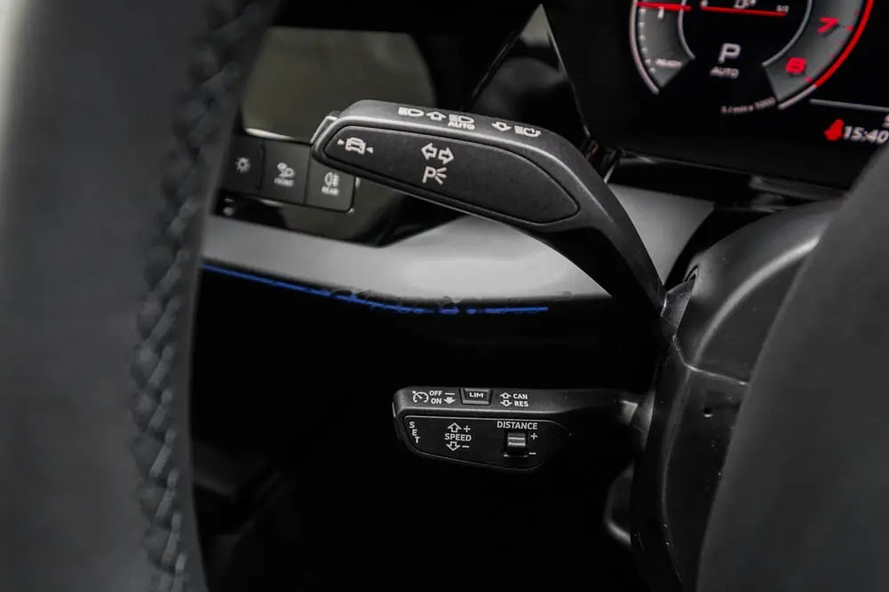Audi A3 4x4 2,0 150 kW TFSI automata évjárat 2026, szürke, 20 km, Németország — fotó 10 / 21