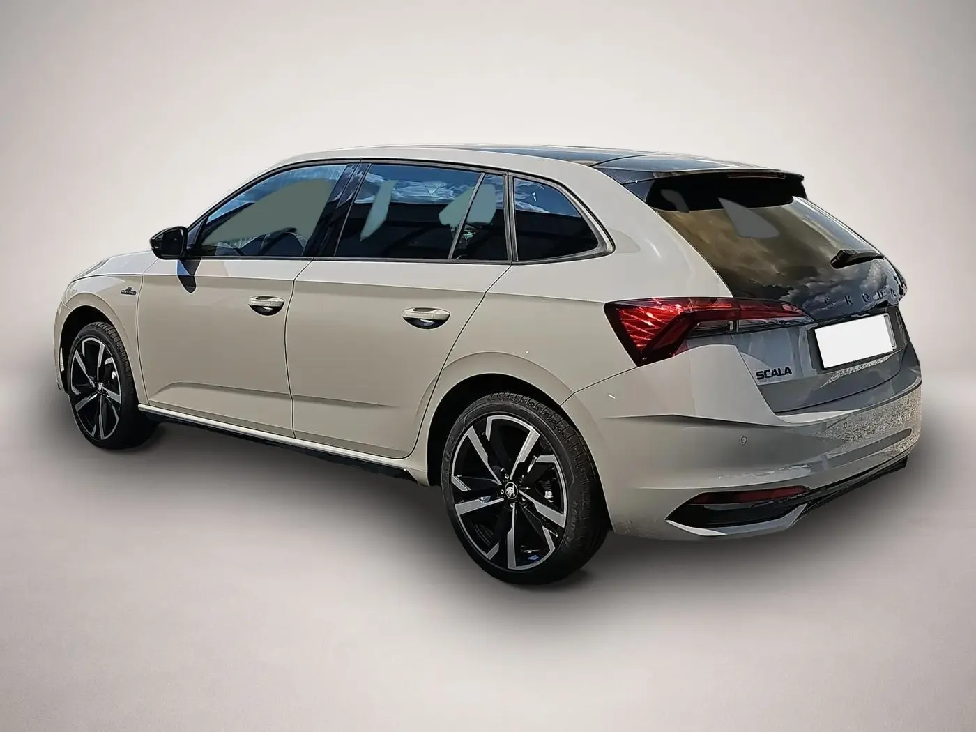 Škoda Scala 110 kW 1.5 TSI DSG évjárat 2026, szürke, 9 km, Németország — fotó 5 / 6