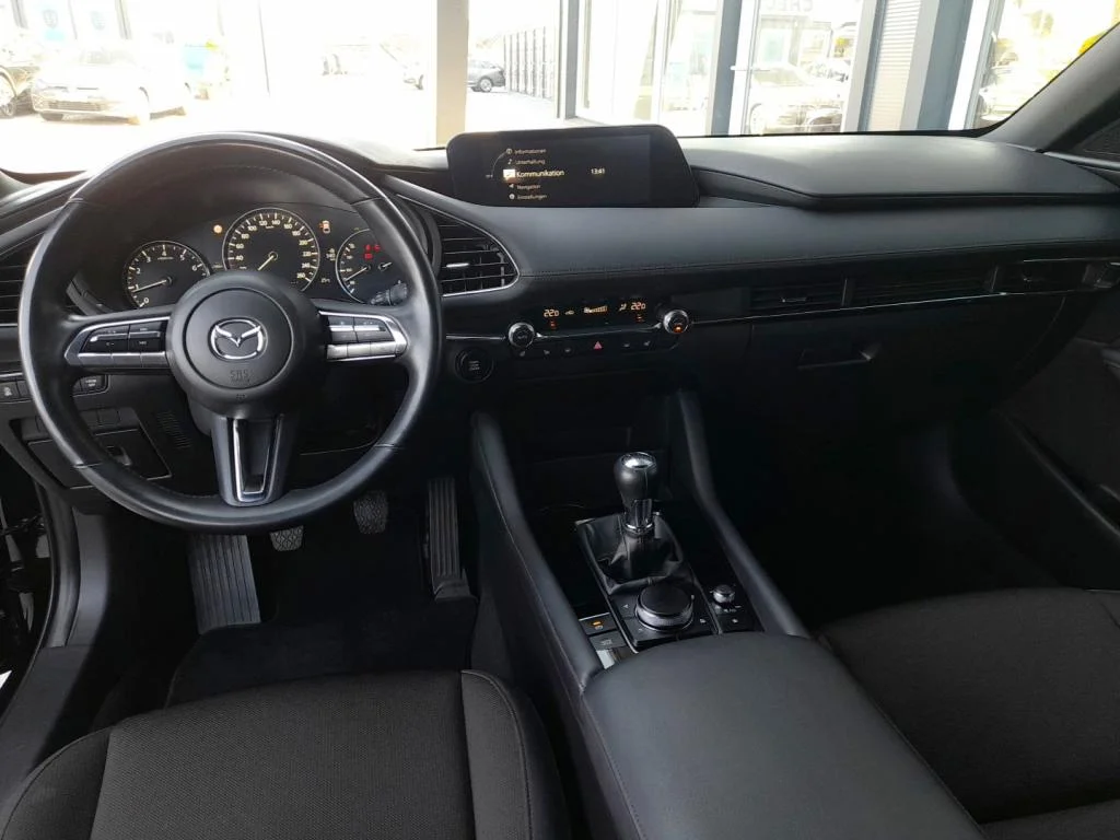 Audi q8 quattro 95 kWh 110 kW manuális évjárat 2023, 43 900 km, Ausztria — fotó 3 / 3