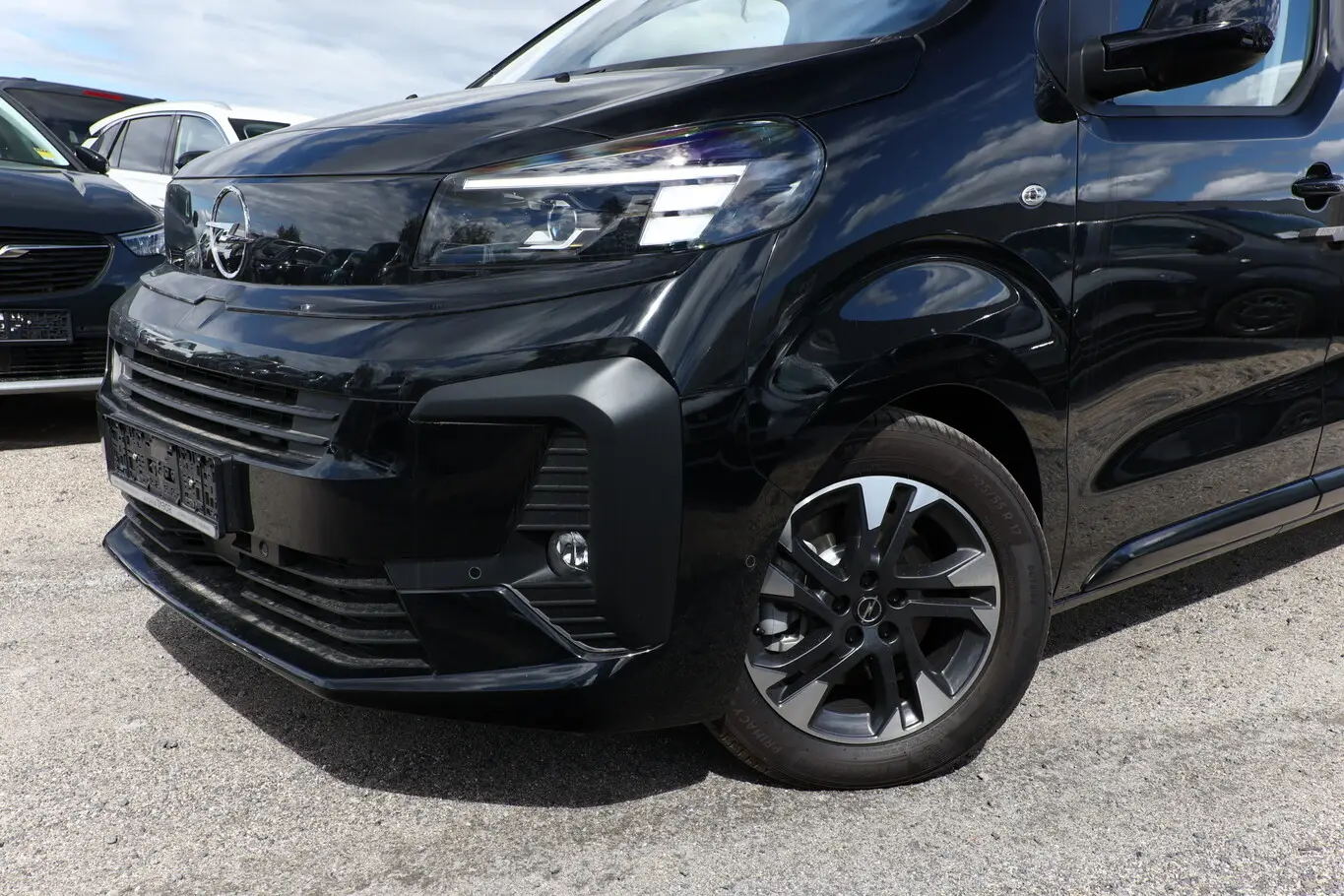 Opel Zafira Gs AT8 2,2 automata évjárat 2026, 10 km, Ausztria — fotó 16 / 23