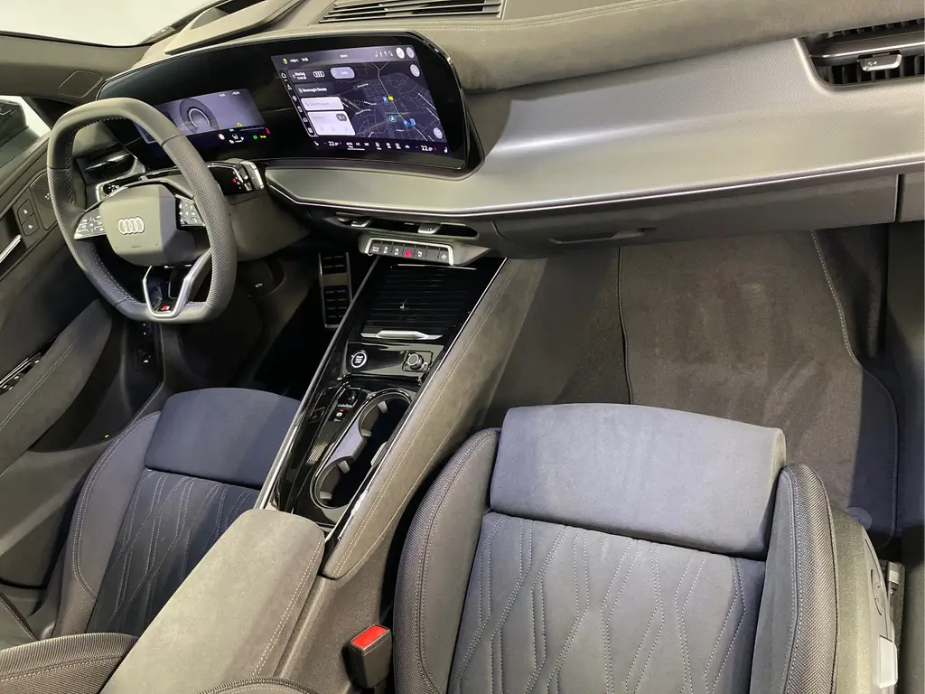 Audi q3 quattro 2,0 TFSI 265 195 kW automata, 20 km, Ausztria — fotó 13 / 41
