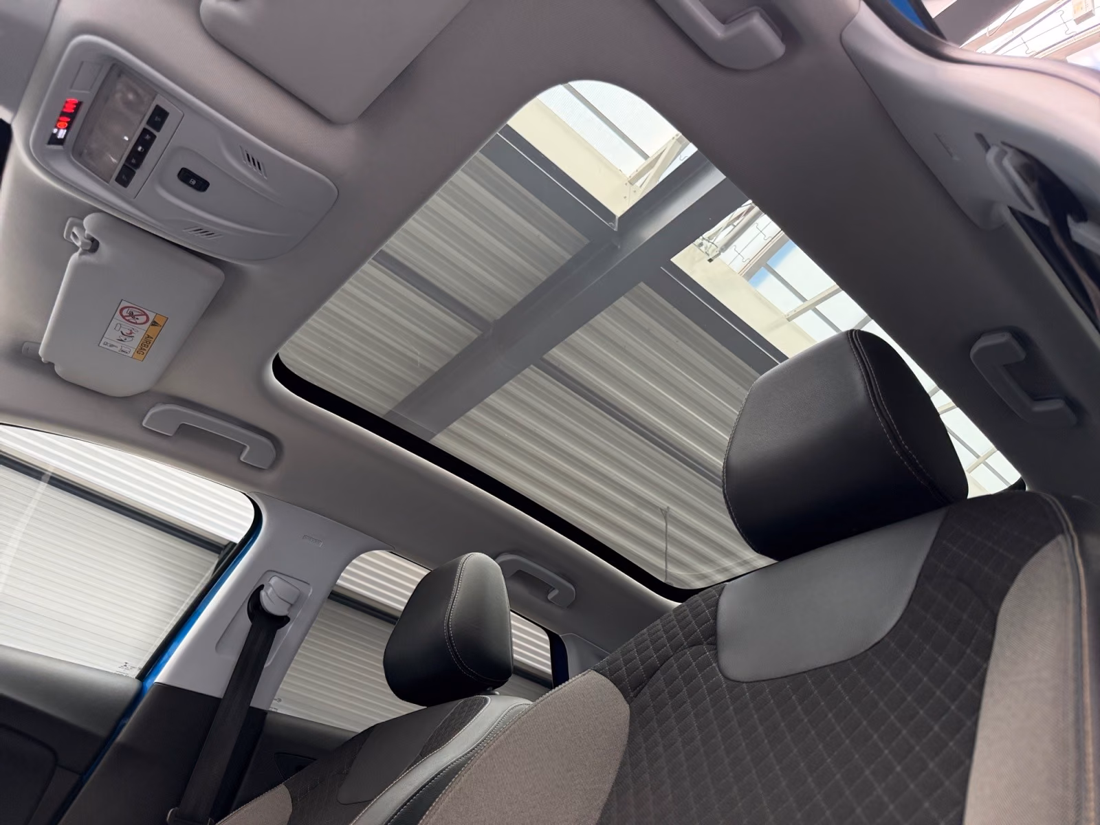 Opel Grandland Innovation AUTOMAT évjárat 2019, 112 700 km, Németország — fotó 16 / 32