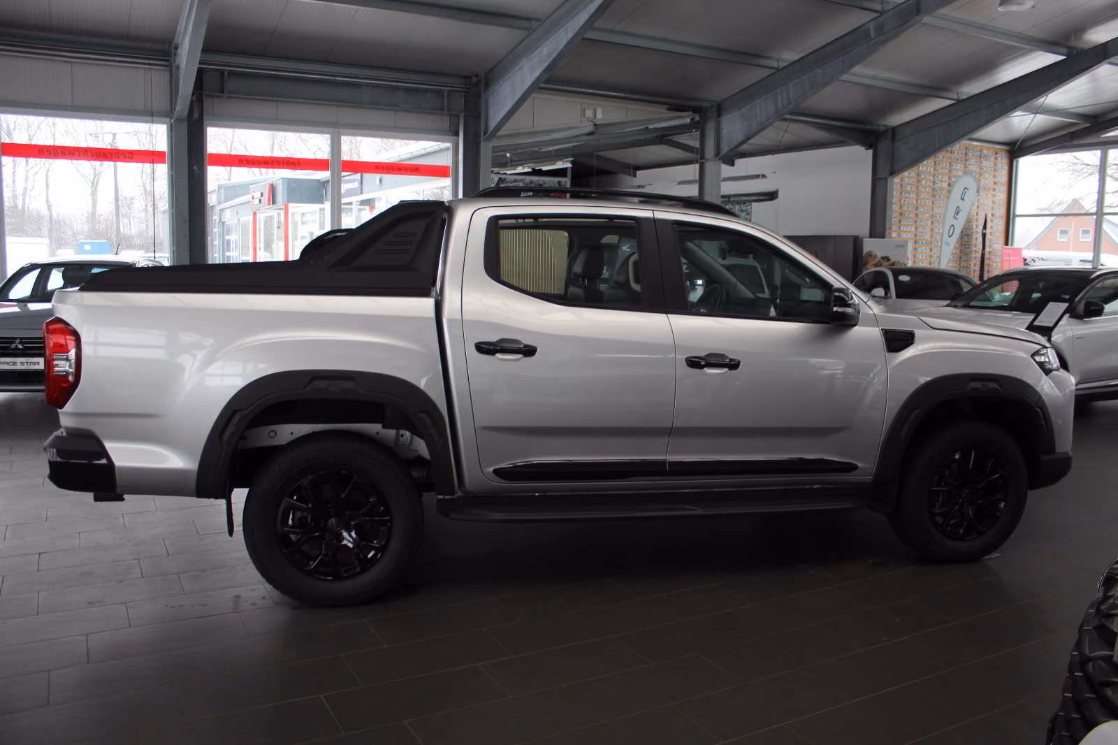 Maxus t60 2,0 158 kW automata évjárat 2000, 10 km, Németország — fotó 6 / 29